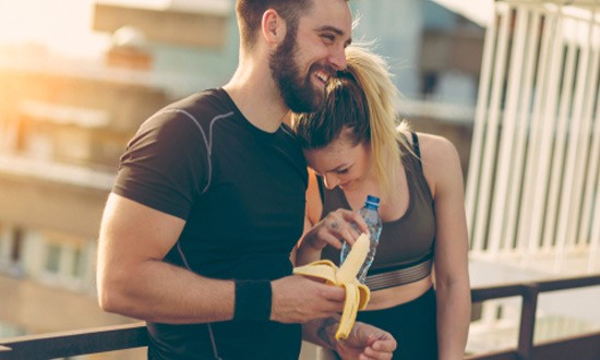 &Gamma;&iota;&alpha;&tau;ί &eta; &pi;&rho;&omicron;&pi;ό&nu;&eta;&sigma;&eta; &mu;&alpha;&sigmaf; &alpha;&nu;&omicron;ί&gamma;&epsilon;&iota; &tau;&eta;&nu; ό&rho;&epsilon;&xi;&eta;