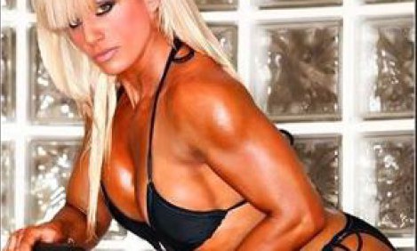 Nό&rho;&alpha; &Kappa;ό&lambda;&lambda;&iota;&alpha;: &Eta; &alpha;&theta;&lambda;ή&tau;&rho;&iota;&alpha; &pi;&rho;ό&tau;&upsilon;&pi;&omicron;...