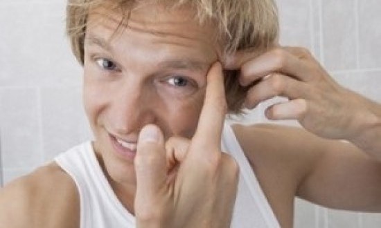 Σπυράκια: 4 τρόποι-εξπρές για να τα απομακρύνετε