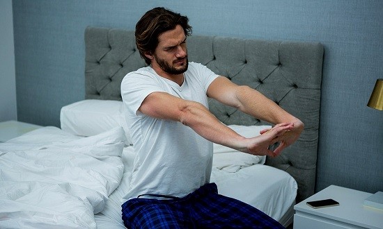 &Gamma;&iota;&alpha;&tau;ί ό&sigma;&omicron; &mu;&epsilon;&gamma;&alpha;&lambda;ώ&nu;&omicron;&upsilon;&mu;&epsilon; &kappa;&omicron;&iota;&mu;ό&mu;&alpha;&sigma;&tau;&epsilon; ό&lambda;&omicron; &kappa;&alpha;&iota; &lambda;&iota;&gamma;ό&tau;&epsilon;&rho;&omicron;