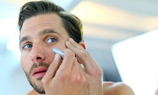 &Pi;&omega;&sigmaf; &theta;&alpha; &alpha;&pi;&alpha;&lambda;&lambda;&alpha;&gamma;&epsilon;ί&sigmaf; &alpha;&pi;ό &tau;&iota;&sigmaf; &laquo;&sigma;&alpha;&kappa;&omicron;ύ&lambda;&epsilon;&sigmaf;&raquo; &kappa;ά&tau;&omega; &alpha;&pi;' &tau;&alpha; &mu;ά&tau;&iota;&alpha;