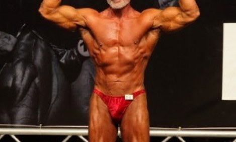 &Sigma;&omicron;&phi;&omicron;&upsilon;&lambda;ά&kappa;&eta;&sigmaf; &Alpha;&nu;&delta;&rho;έ&alpha;&sigmaf;: &laquo;Ό&sigma;&omicron; &beta;&alpha;&sigma;&tau;ά&nu;&epsilon; &tau;&alpha; &pi;ό&delta;&iota;&alpha; &mu;&omicron;&upsilon; &theta;&alpha; &alpha;&gamma;&omega;&nu;ί&zeta;&omicron;&mu;&alpha;&iota;&raquo;