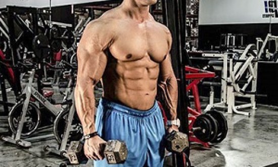 Προπόνηση και ασκήσεις ώμων για όγκο