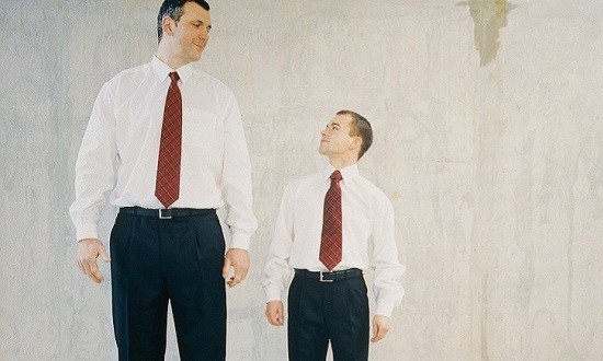 &Alpha;&pi;ό &pi;&omicron;&iota;&alpha; &eta;&lambda;&iota;&kappa;ί&alpha; &alpha;&rho;&chi;ί&zeta;&omicron;&upsilon;&mu;&epsilon; &nu;&alpha; &laquo;&chi;ά&nu;&omicron;&upsilon;&mu;&epsilon;&raquo; &pi;ό&nu;&tau;&omicron;&upsilon;&sigmaf;;