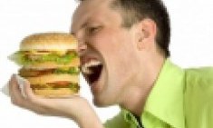 &Omicron;&iota; ά&nu;&tau;&rho;&epsilon;&sigmaf; &beta;&lambda;ά&pi;&tau;&omicron;&nu;&tau;&alpha;&iota; &pi;&epsilon;&rho;&iota;&sigma;&sigma;ό&tau;&epsilon;&rho;&omicron; &alpha;&pi;ό &tau;&omicron; junk food!
