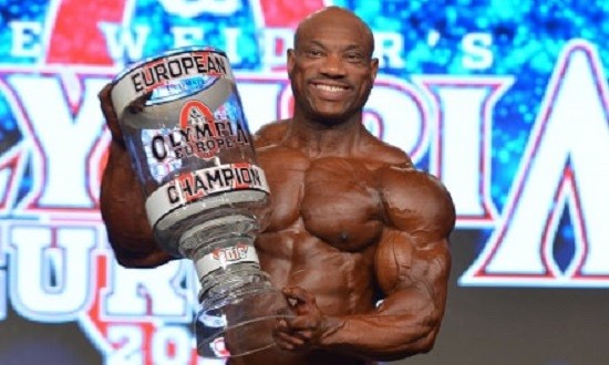 &Omicron; Dexter Jackson &nu;&iota;&kappa;&eta;&tau;ή&sigmaf; &sigma;&tau;&omicron; Olympia Europe 2016 - &Pi;ά&lambda;&epsilon;&psi;&epsilon; &alpha;&nu;ά&mu;&epsilon;&sigma;&alpha; &sigma;&tau;&alpha; &laquo;&theta;&eta;&rho;ί&alpha;&raquo; &omicron; &Kappa;&epsilon;&phi;&alpha;&lambda;&iota;&alpha;&nu;ό&sigmaf;