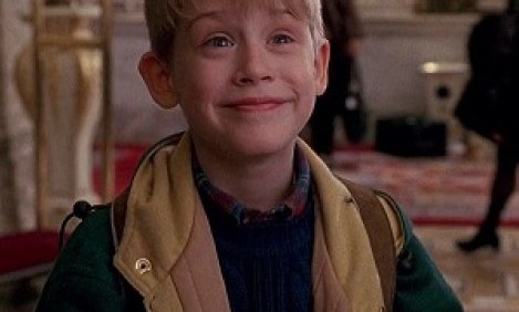 &Pi;ώ&sigmaf; &epsilon;ί&nu;&alpha;&iota; &sigma;ή&mu;&epsilon;&rho;&alpha; &omicron; ή&rho;&omega;&alpha;&sigmaf; &kappa;&alpha;&iota; &tau;&omicron; &sigma;&pi;ί&tau;&iota; &tau;&omicron;&upsilon; "Home Alone";