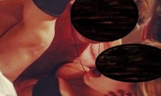 Ποιους ηθοποιούς "τσάκωσαν" στο κρεβάτι σε καυτή στάση; (ΦΩΤΟ)