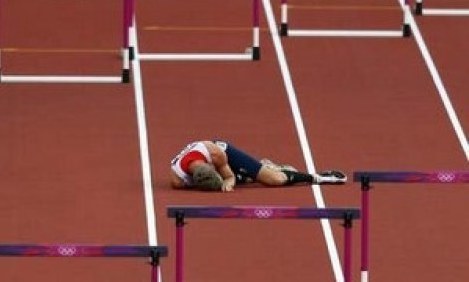 &Sigma;&Omicron;&Kappa;: &Pi;&rho;&omega;&tau;&alpha;&theta;&lambda;&eta;&tau;ή&sigmaf; &tau;&omicron;&upsilon; &sigma;&tau;ί&beta;&omicron;&upsilon; &mu;&pi;&lambda;&epsilon;&gamma;&mu;έ&nu;&omicron;&sigmaf; &sigma;&epsilon; &rho;&omicron;&zeta; &sigma;&kappa;ά&nu;&delta;&alpha;&lambda;&omicron;!