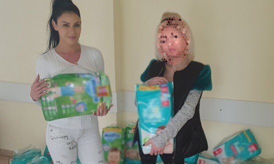 SugarBabes Magazine: &Eta; &upsilon;&pi;ό&sigma;&chi;&epsilon;&sigma;&eta; &tau;&eta;&sigmaf; Ί&nu;&nu;&alpha;&sigmaf; &gamma;&iota;&alpha; &delta;&omega;&rho;&epsilon;έ&sigmaf; &alpha;&pi;ό &tau;&alpha; έ&sigma;&omicron;&delta;&alpha; &tau;&omicron;&upsilon; &pi;&epsilon;&rho;&iota;&omicron;&delta;&iota;&kappa;&omicron;ύ &tau;&eta;&sigmaf; έ&gamma;&iota;&nu;&epsilon; &kappa;&alpha;&iota; &pi;ά&lambda;&iota; &pi;&rho;ά&xi;&eta;!