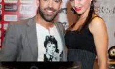 &Lambda;&alpha;&mu;&pi;&epsilon;&rho;ή &eta; &sigma;&upsilon;&nu;έ&nu;&tau;&epsilon;&upsilon;&xi;&eta; &Tau;ύ&pi;&omicron;&upsilon; &tau;&omicron;&upsilon; THE BATTLE 4