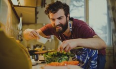 &Eta; 3ή&mu;&epsilon;&rho;&eta; &delta;&iota;&alpha;&tau;&rho;&omicron;&phi;ή &pi;&omicron;&upsilon; &theta;&alpha; &sigma;&epsilon; &kappa;ά&nu;&epsilon;&iota; &nu;&alpha; &chi;ά&sigma;&epsilon;&iota;&sigmaf; &kappa;&iota;&lambda;ά &mu;έ&sigma;&alpha; &sigma;&tau;&eta; &nu;&eta;&sigma;&tau;&epsilon;ί&alpha;