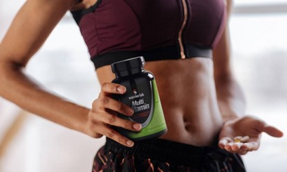 &Beta;&iota;&tau;&alpha;&mu;ί&nu;&epsilon;&sigmaf;: &Omicron; &xi;&epsilon;&chi;&alpha;&sigma;&mu;έ&nu;&omicron;&sigmaf; &sigma;ύ&mu;&mu;&alpha;&chi;&omicron;&sigmaf; &tau;&omega;&nu; &alpha;&theta;&lambda;&eta;&tau;ώ&nu;