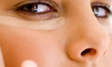 &Omicron;&iota; 4 &tau;&rho;&omicron;&phi;έ&sigmaf; &pi;&omicron;&upsilon; &laquo;&sigma;&beta;ή&nu;&omicron;&upsilon;&nu;&raquo; &tau;&omicron;&upsilon;&sigmaf; &mu;&alpha;ύ&rho;&omicron;&upsilon;&sigmaf; &kappa;ύ&kappa;&lambda;&omicron;&upsilon;&sigmaf;