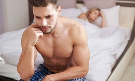 T&iota; &phi;&omicron;&beta;ά&tau;&alpha;&iota; &omicron; ά&nu;&delta;&rho;&alpha;&sigmaf; &sigma;&tau;&omicron; &sigma;&epsilon;&xi;;