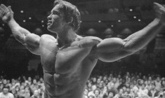 &Mu;&upsilon;ϊ&kappa;ή &upsilon;&pi;&epsilon;&rho;&tau;&rho;&omicron;&phi;ί&alpha;: &Mu;ύ&theta;&omicron;&iota; &kappa;&alpha;&iota; &alpha;&lambda;ή&theta;&epsilon;&iota;&epsilon;&sigmaf;