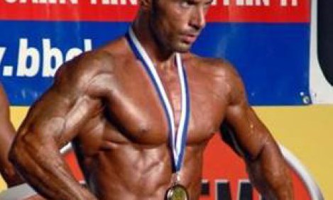 H&mu;έ&rho;&alpha; &pi;&rho;&omicron;&pi;ό&nu;&eta;&sigma;&eta;&sigmaf; &pi;&omicron;&delta;&iota;ώ&nu; &alpha;&pi;ό &tau;&omicron;&nu; &pi;&rho;&omega;&tau;&alpha;&theta;&lambda;&eta;&tau;ή &sigma;&omega;&mu;&alpha;&tau;&iota;&kappa;ή&sigmaf; &delta;&iota;ά&pi;&lambda;&alpha;&sigma;&eta;&sigmaf; &Alpha;&nu;&delta;&rho;έ&alpha; &Kappa;&alpha;&psi;ή