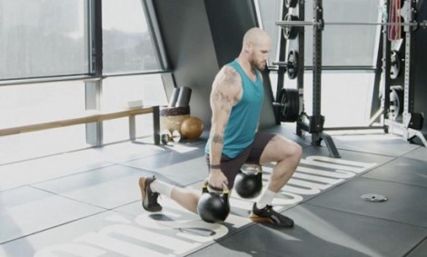 &Tau;&omicron; workout &mu;&epsilon; kettlebells &pi;&omicron;&upsilon; &delta;&iota;&alpha;&rho;&kappa;&epsilon;ί &mu;ό&nu;&omicron; 5 &lambda;&epsilon;&pi;&tau;ά &alpha;&lambda;&lambda;ά &gamma;&upsilon;&mu;&nu;ά&zeta;&epsilon;&iota; &sigma;&tau;&omicron; maximum (vid)
