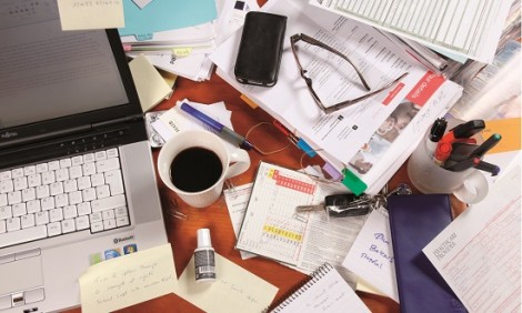 Το ακατάστατο γραφείο είναι ένδειξη ευφυΐας