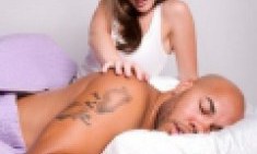 &Gamma;&iota;&alpha;&tau;ί &omicron;&iota; ά&nu;&delta;&rho;&epsilon;&sigmaf; &kappa;&omicron;&iota;&mu;&omicron;ύ&nu;&tau;&alpha;&iota; &mu;&epsilon;&tau;ά &tau;&omicron; &sigma;&epsilon;&xi;;