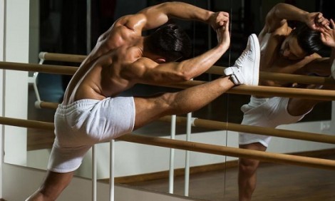 Κάντε διατάσεις για μυϊκή ανάπτυξη και δύναμη