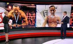 &Omicron; &pi;&rho;&omega;&tau;&alpha;&theta;&lambda;&eta;&tau;ή&sigmaf; bodybuilder &Beta;&alpha;&sigma;ί&lambda;&eta;&sigmaf; &Mu;&omicron;ϊ&nu;&tau;ί&nu;&eta;&sigmaf; &sigma;&upsilon;&gamma;&kappa;&lambda;&omicron;&nu;ί&zeta;&epsilon;&iota;: &laquo;Έ&mu;&epsilon;&iota;&nu;&alpha; &mu;&iota;&sigma;ό&sigmaf; &alpha;&pi;ό &tau;&omicron;&nu; Covid-19&raquo;