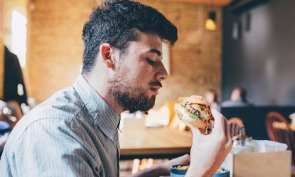 &Alpha;&upsilon;&tau;ή &epsilon;ί&nu;&alpha;&iota; &eta; &chi;&epsilon;&iota;&rho;ό&tau;&epsilon;&rho;&eta; ώ&rho;&alpha; &gamma;&iota;&alpha; &phi;&alpha;&gamma;&eta;&tau;ό