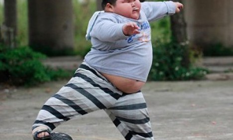 &Alpha;&pi;ό &tau;&iota; &kappa;&iota;&nu;&delta;&upsilon;&nu;&epsilon;ύ&omicron;&upsilon;&nu; &omicron;&iota; &pi;&alpha;&chi;ύ&sigma;&alpha;&rho;&kappa;&omicron;&iota; έ&phi;&eta;&beta;&omicron;&iota; &omega;&sigmaf; &epsilon;&nu;ή&lambda;&iota;&kappa;&omicron;&iota;;