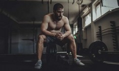 &Mu;&pi;&omicron;&rho;&epsilon;ί&sigmaf; &nu;&alpha; &kappa;ά&nu;&epsilon;&iota;&sigmaf; &gamma;&upsilon;&mu;&nu;&alpha;&sigma;&tau;&iota;&kappa;ή ό&tau;&alpha;&nu; &epsilon;ί&sigma;&alpha;&iota; ά&rho;&rho;&omega;&sigma;&tau;&omicron;&sigmaf;; - &Tau;&iota; &lambda;έ&nu;&epsilon; &omicron;&iota; &epsilon;&iota;&delta;&iota;&kappa;&omicron;ί