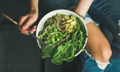Vegetarians: &Nu;έ&alpha; &mu;&epsilon;&lambda;έ&tau;&eta; &alpha;&pi;&omicron;&delta;&epsilon;&iota;&kappa;&nu;ύ&epsilon;&iota; ό&tau;&iota; έ&chi;&omicron;&upsilon;&nu; &pi;&iota;&omicron; &upsilon;&gamma;&iota;&epsilon;ί&sigmaf; &beta;&iota;&omicron;&delta;&epsilon;ί&kappa;&tau;&epsilon;&sigmaf; &alpha;&pi;ό ό&sigma;&omicron;&upsilon;&sigmaf; &tau;&rho;ώ&nu;&epsilon; &kappa;&rho;έ&alpha;&sigmaf;