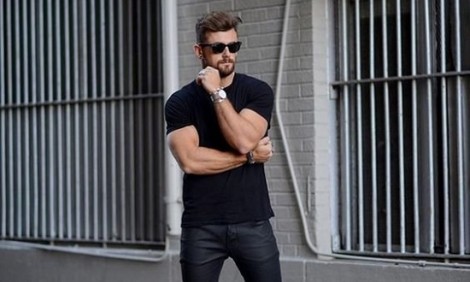 4 style tips για να δείχνετε περισσότερο μυώδεις
