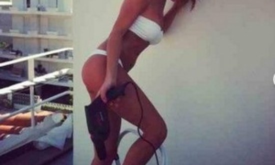 &Omicron;&iota; &pi;&iota;&omicron; &sigma;έ&xi;&iota; &phi;&omega;&tau;&omicron;&gamma;&rho;&alpha;&phi;ί&epsilon;&sigmaf; &tau;&omega;&nu; celebrities &pi;&omicron;&upsilon; έ&chi;&omicron;&upsilon;&mu;&epsilon; &delta;&epsilon;&iota; &sigma;&tau;&alpha; social media!