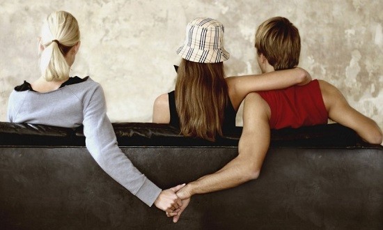 &Alpha;&upsilon;&tau;ό&sigmaf; &epsilon;ί&nu;&alpha;&iota; &omicron; &lambda;ό&gamma;&omicron;&sigmaf; &pi;&omicron;&upsilon; &omicron;&iota; ά&nu;&theta;&rho;&omega;&pi;&omicron;&iota; &epsilon;ί&nu;&alpha;&iota; ά&pi;&iota;&sigma;&tau;&omicron;&iota;