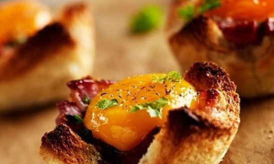 Πρωινό μυϊκό γεύμα: Σάντουιτς με μπέικον και αυγά