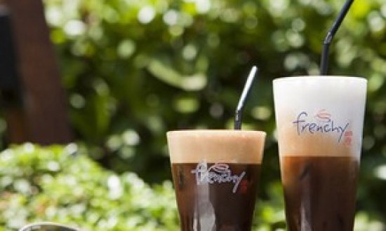 &Alpha;&upsilon;&tau;ά &tau;&alpha; &epsilon;&pi;&alpha;&gamma;&gamma;έ&lambda;&mu;&alpha;&tau;&alpha; &pi;ί&nu;&omicron;&upsilon;&nu; &tau;&omicron;&nu; &pi;&epsilon;&rho;&iota;&sigma;&sigma;ό&tau;&epsilon;&rho;&omicron; &kappa;&alpha;&phi;έ