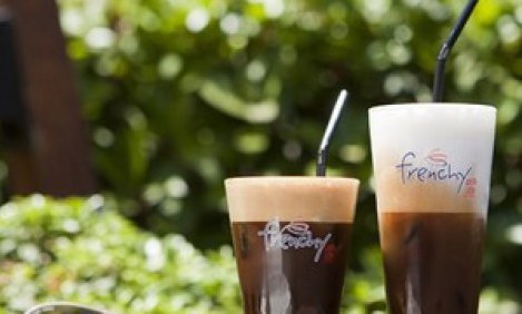 &Alpha;&upsilon;&tau;ά &tau;&alpha; &epsilon;&pi;&alpha;&gamma;&gamma;έ&lambda;&mu;&alpha;&tau;&alpha; &pi;ί&nu;&omicron;&upsilon;&nu; &tau;&omicron;&nu; &pi;&epsilon;&rho;&iota;&sigma;&sigma;ό&tau;&epsilon;&rho;&omicron; &kappa;&alpha;&phi;έ