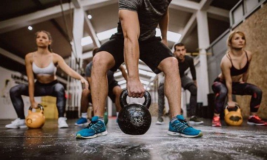 Cross training &gamma;&iota;&alpha; &tau;&rho;&omicron;&mu;&epsilon;&rho;ά &alpha;&pi;&omicron;&tau;&epsilon;&lambda;έ&sigma;&mu;&alpha;&tau;&alpha;