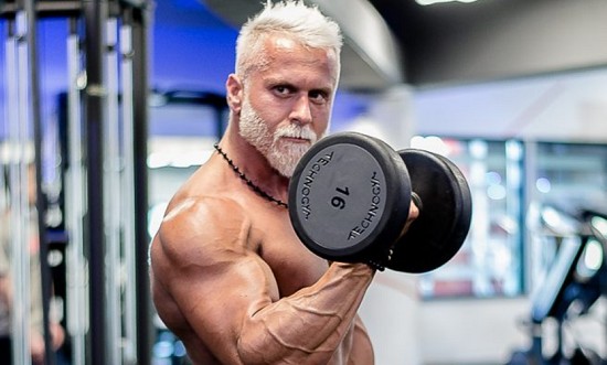 &Pi;&rho;&omicron;&pi;ό&nu;&eta;&sigma;&eta; &mu;&epsilon; &pi;&omicron;&lambda;&lambda;ά ή &lambda;ί&gamma;&alpha; &beta;ά&rho;&eta;: &Pi;ό&tau;&epsilon; &pi;&rho;&omicron;&sigma;&tau;&alpha;&tau;&epsilon;ύ&epsilon;&tau;&alpha;&iota; &pi;&epsilon;&rho;&iota;&sigma;&sigma;ό&tau;&epsilon;&rho;&omicron; &eta; &kappa;&alpha;&rho;&delta;&iota;ά