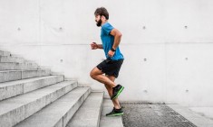 &laquo;&Lambda;&iota;ώ&nu;&epsilon;&tau;&epsilon;&raquo; &sigma;&tau;&eta;&nu; &alpha;&epsilon;&rho;ό&beta;&iota;&alpha; &kappa;&alpha;&iota; &delta;&epsilon;&nu; &alpha;&delta;&upsilon;&nu;&alpha;&tau;ί&zeta;&epsilon;&tau;&epsilon;; &Gamma;&iota;&alpha;&tau;ί;