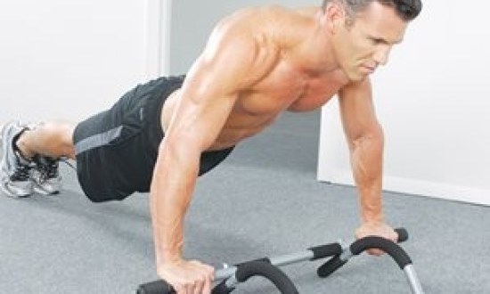 &Gamma;&iota;&alpha;&tau;ί &pi;&rho;έ&pi;&epsilon;&iota; &kappa;ά&theta;&epsilon; &mu;ί&alpha; ώ&rho;&alpha; &nu;&alpha; &kappa;&iota;&nu;&epsilon;ί&sigma;&tau;&epsilon; &gamma;&iota;&alpha; &delta;ύ&omicron; &lambda;&epsilon;&pi;&tau;ά