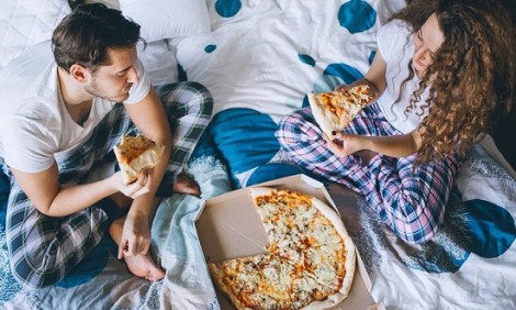 Τρεις τροφές που δεν βοηθούν τη λίμπιντο