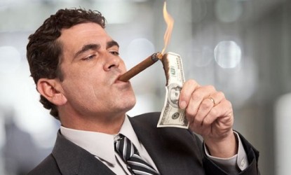 &Omicron;&iota; 10 &pi;&lambda;&omicron;&upsilon;&sigma;&iota;ό&tau;&epsilon;&rho;&omicron;&iota; Έ&lambda;&lambda;&eta;&nu;&epsilon;&sigmaf; &sigma;&tau;&omicron;&nu; &kappa;ό&sigma;&mu;&omicron;!