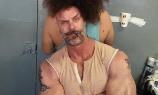 "Γίνε... μασίστας" - Δες πώς γυρίστηκε η διαφήμιση (Making Of)