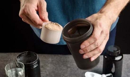 &Sigma;&upsilon;&nu;&delta;&upsilon;&alpha;&sigma;&mu;ό&sigmaf; &kappa;&rho;&epsilon;&alpha;&tau;ί&nu;&eta;&sigmaf; &mu;&epsilon; &pi;&rho;&omega;&tau;&epsilon;ΐ&nu;&eta;: &Alpha;&xi;ί&zeta;&epsilon;&iota;;