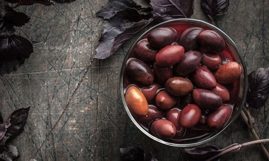 &Omicron;&iota; &epsilon;&lambda;&iota;έ&sigmaf; &Kappa;&alpha;&lambda;&alpha;&mu;ά&tau;&alpha;&sigmaf; &epsilon;ί&nu;&alpha;&iota; &tau;&omicron; &nu;έ&omicron; superfood