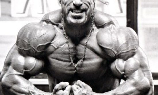 &Mu;&iota;&chi;ά&lambda;&eta;&sigmaf; &Kappa;&epsilon;&phi;&alpha;&lambda;&iota;&alpha;&nu;ό&sigmaf;: &laquo;&Sigma;&tau;&omicron; bodybuilding &pi;&rho;έ&pi;&epsilon;&iota; &nu;&alpha; &epsilon;ί&sigma;&alpha;&iota; &lambda;&iota;&omicron;&nu;&tau;ά&rho;&iota;&raquo;
