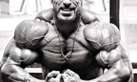 &Mu;&iota;&chi;ά&lambda;&eta;&sigmaf; &Kappa;&epsilon;&phi;&alpha;&lambda;&iota;&alpha;&nu;ό&sigmaf;: &laquo;&Sigma;&tau;&omicron; bodybuilding &pi;&rho;έ&pi;&epsilon;&iota; &nu;&alpha; &epsilon;ί&sigma;&alpha;&iota; &lambda;&iota;&omicron;&nu;&tau;ά&rho;&iota;&raquo;