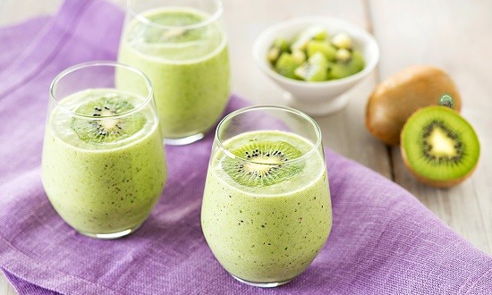 &Pi;&rho;έ&pi;&epsilon;&iota; &nu;&alpha; &tau;&omicron; &delta;&omicron;&kappa;&iota;&mu;ά&sigma;&epsilon;&iota;&sigmaf;: Detox Smoothie &mu;&epsilon; &alpha;&kappa;&tau;&iota;&nu;ί&delta;&iota;&omicron;!