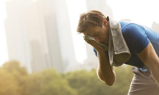 &Delta;&epsilon;&sigmaf; &gamma;&iota;&alpha;&tau;ί &alpha;&xi;ί&zeta;&epsilon;&iota; &nu;&alpha; &gamma;&upsilon;&mu;&nu;ά&zeta;&epsilon;&sigma;&alpha;&iota; &alpha;&kappa;ό&mu;&alpha; &kappa;&alpha;&iota; &mu;&epsilon; &pi;&omicron;&lambda;&lambda;ή &zeta;έ&sigma;&tau;&eta;