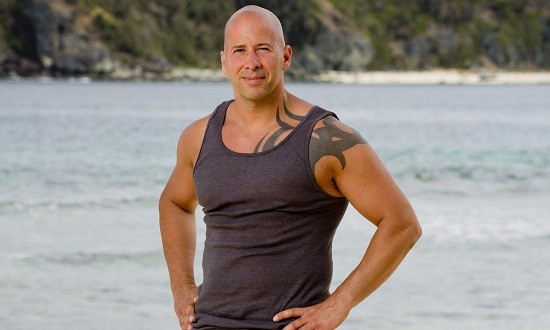 &Alpha;&upsilon;&tau;ό&sigmaf; &epsilon;ί&nu;&alpha;&iota; &omicron; Έ&lambda;&lambda;&eta;&nu;&alpha;&sigmaf; &omicron;&mu;&omicron;&gamma;&epsilon;&nu;ή&sigmaf; &kappa;&alpha;&iota; bodybuilder &pi;&omicron;&upsilon; &nu;ί&kappa;&eta;&sigma;&epsilon; &sigma;&tau;&omicron; &alpha;&mu;&epsilon;&rho;&iota;&kappa;&alpha;&nu;&iota;&kappa;ό Survivor!